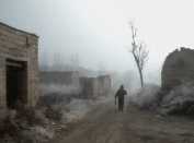 《烟岚绕古村》